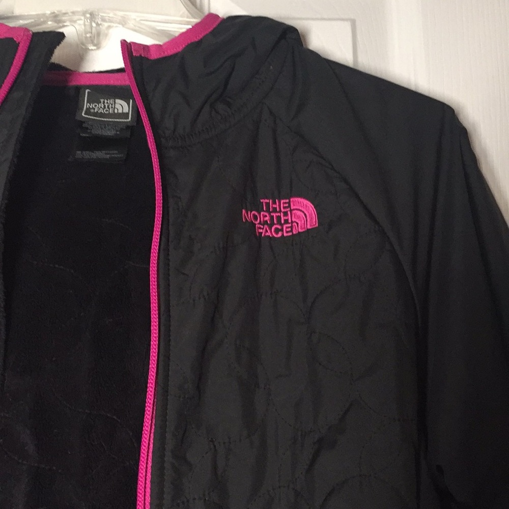 Girls’ North Face Jacket - Picture 2 of 8